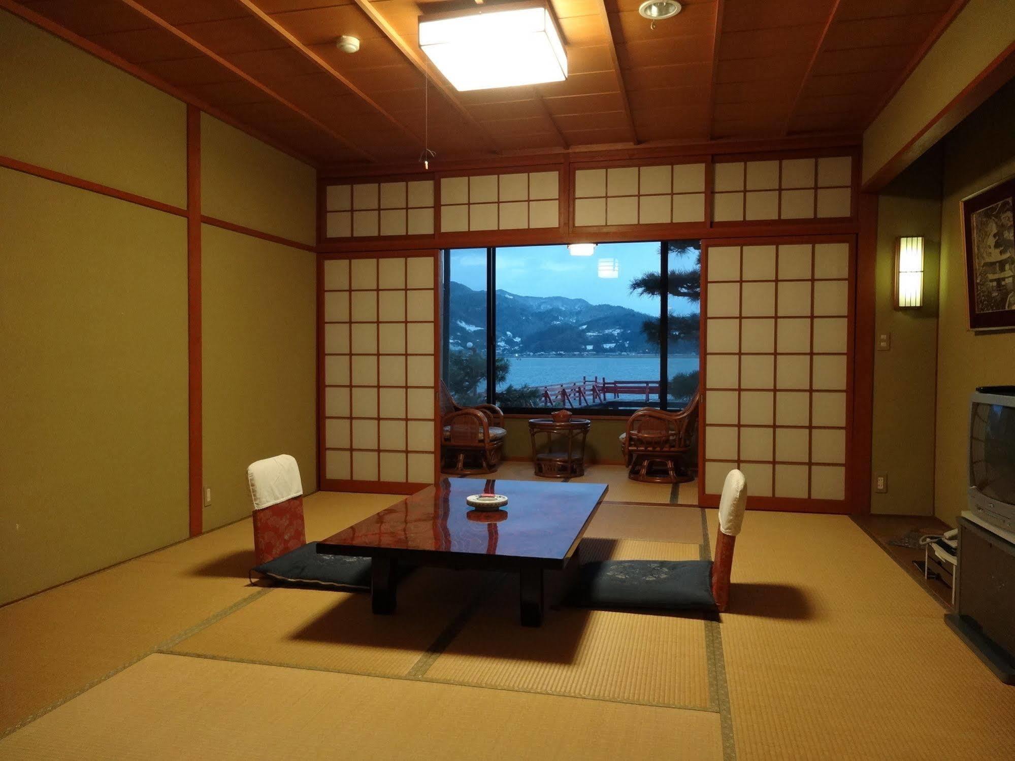 Yu-No-Yado Saika Hotel Yurihama Exterior photo